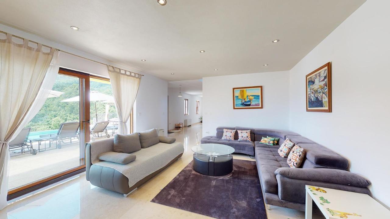 Villa Bambi Moscenicka Draga Luaran gambar